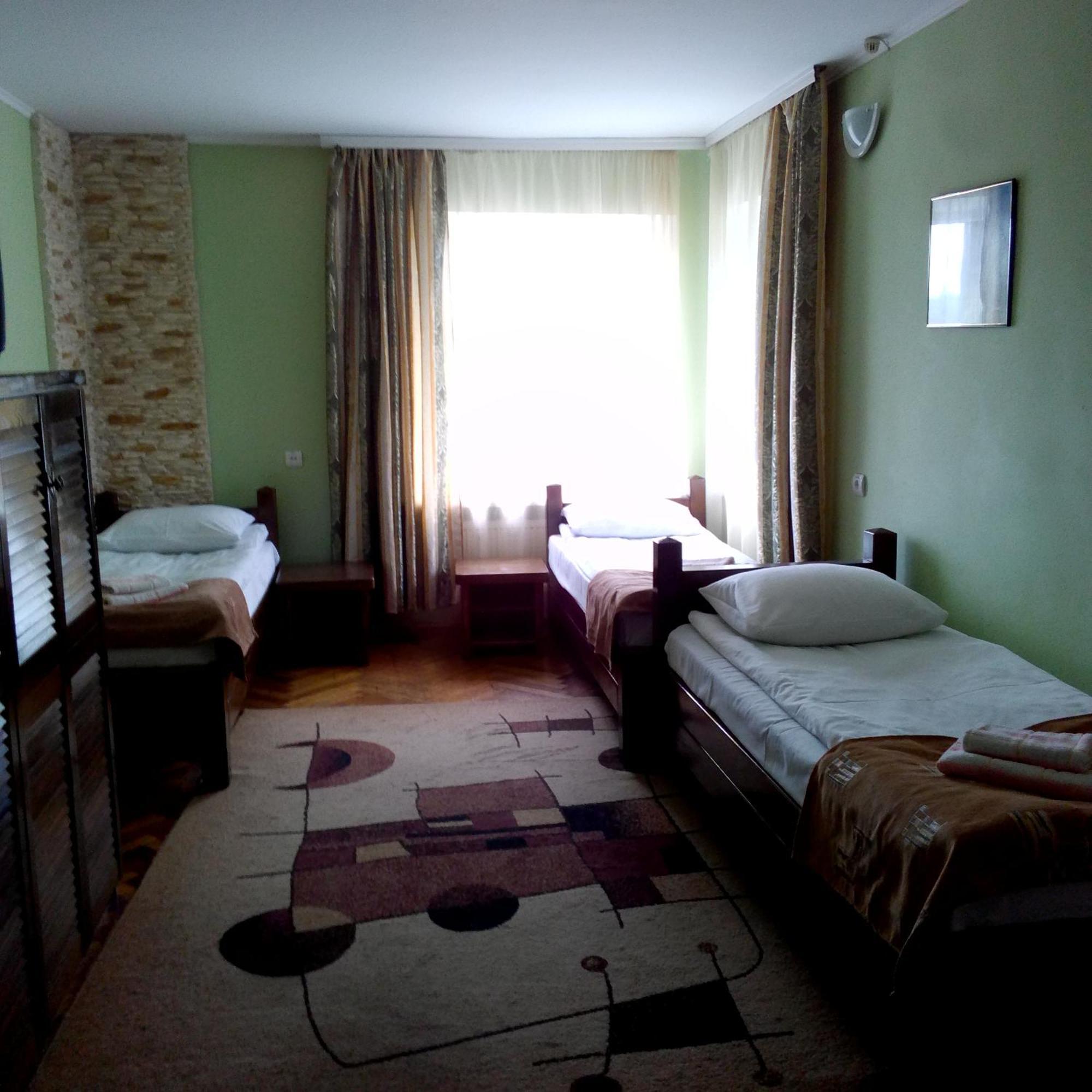 Malyvo Hotel Dilyatyn Chambre photo